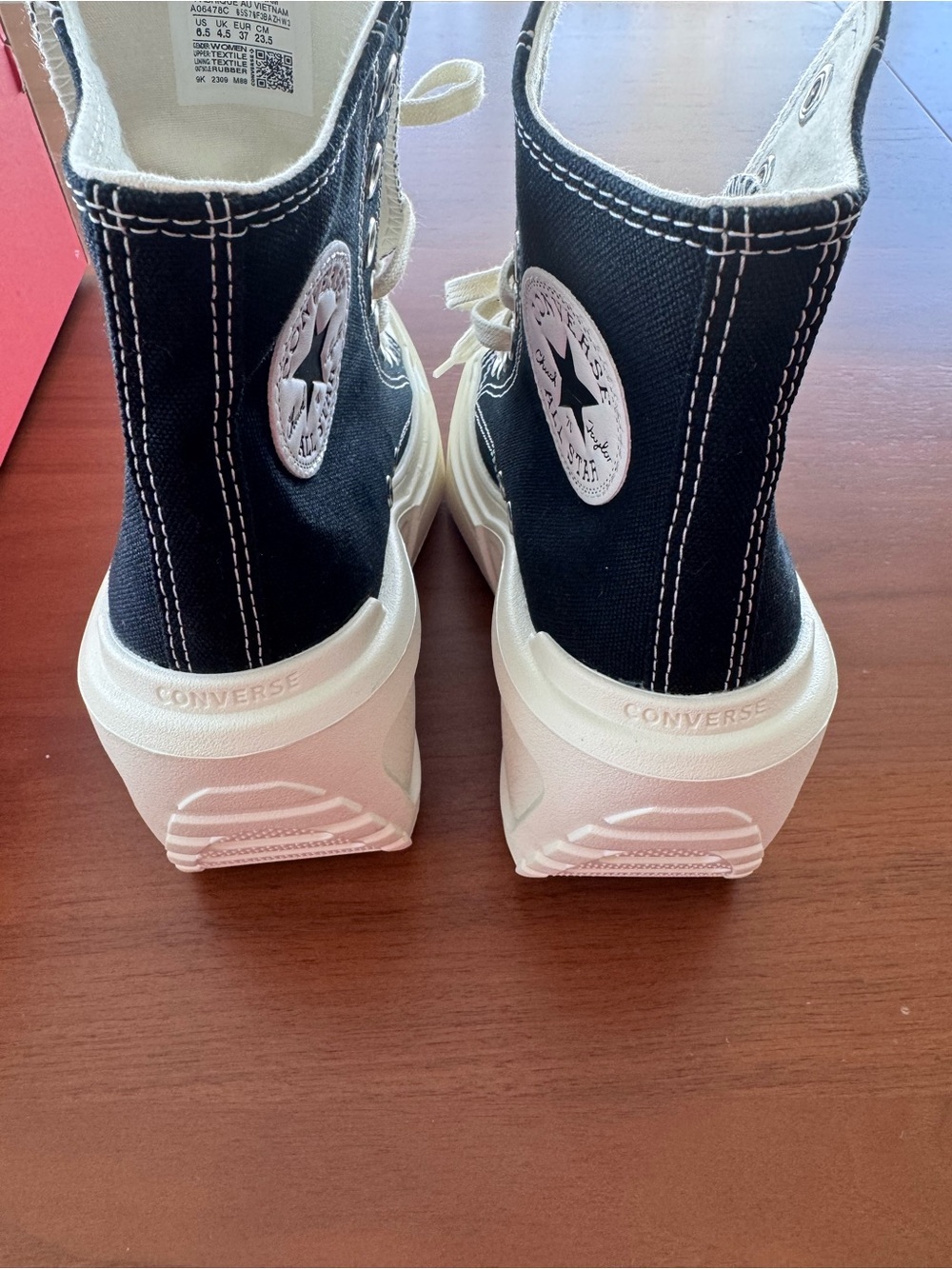 Converse Chuck 70 De Luxe Wedge Platform High-Top Sneakers - Picture 5 of 8
